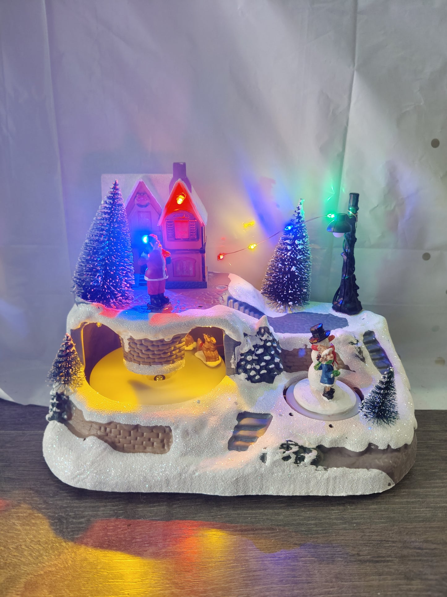 ⛸️ Giostrina Scenario Pista di Pattinaggio con Luci e Movimento ✨