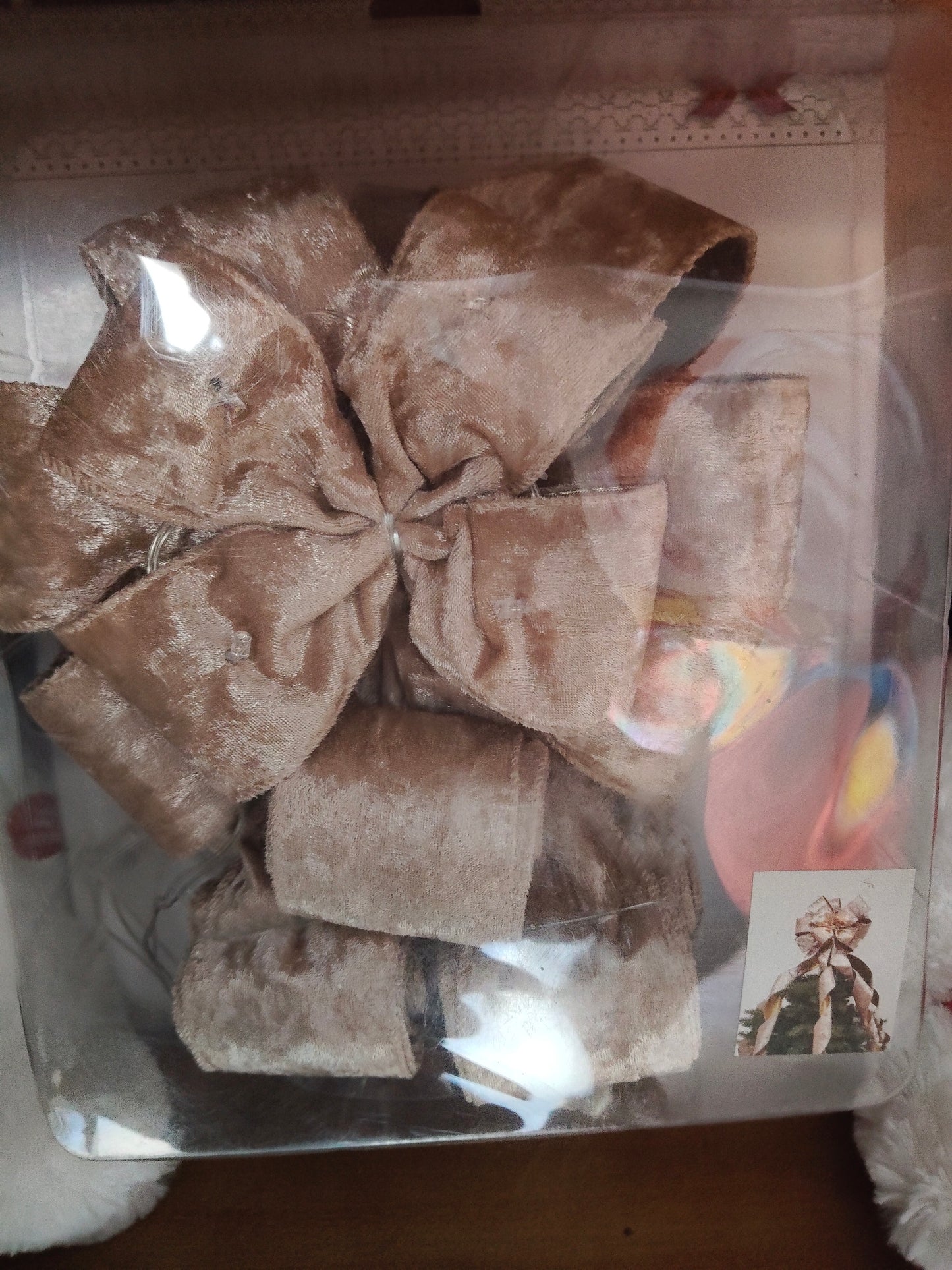 🎀 Fiocco Puntale Albero in Velluto Beige e Oro con Luci LED – Eleganza e Magia Natalizia